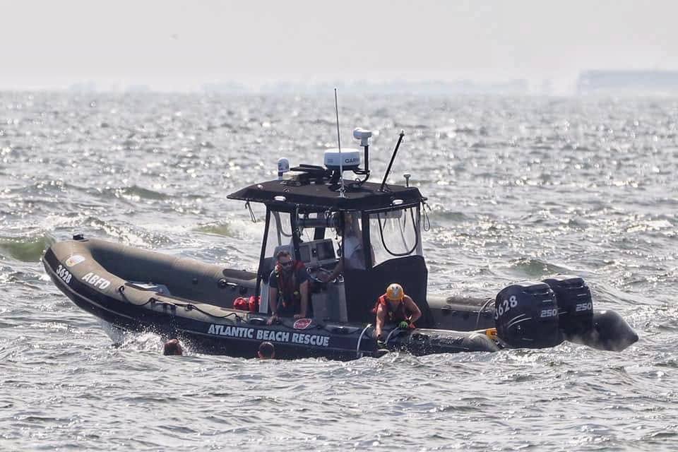 Marine 3628 apparatus